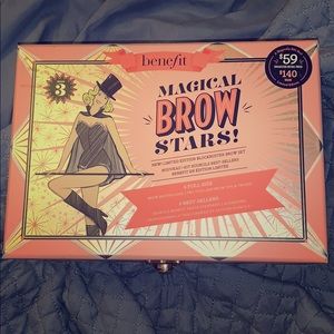 Benefit Magical Brow Stars! Limited edition